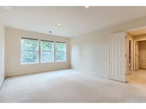 3912 Nw Loy Court Portland OR 97229