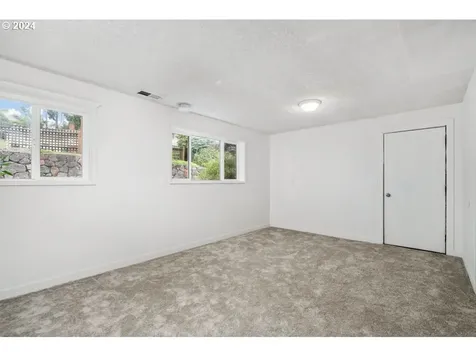 16001 Ne Morris Court Portland OR 97230