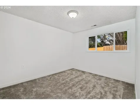 16001 Ne Morris Court Portland OR 97230