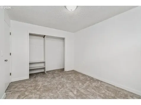 16001 Ne Morris Court Portland OR 97230