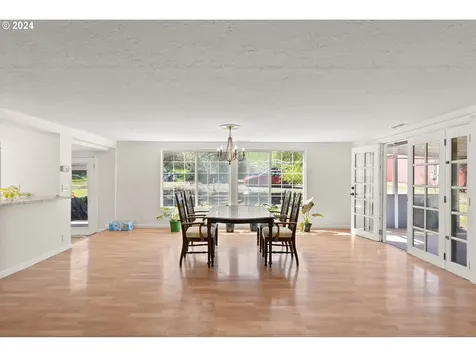 72523 Apiary Road Rainier OR 97048