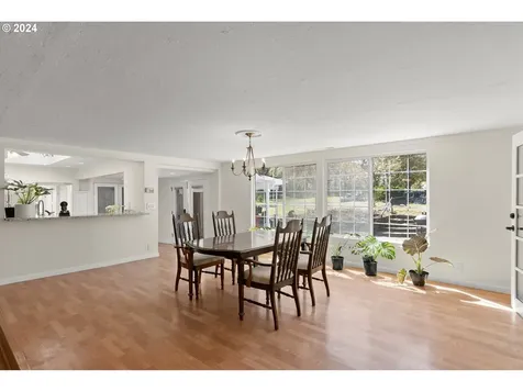 72523 Apiary Road Rainier OR 97048
