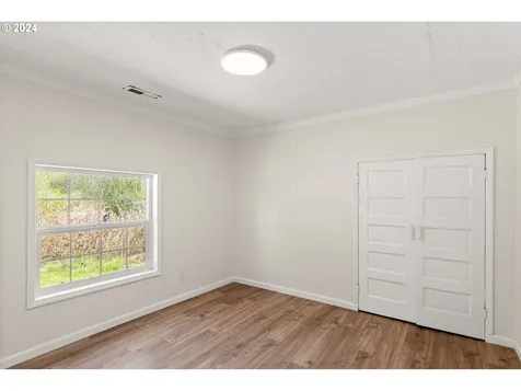 72523 Apiary Road Rainier OR 97048