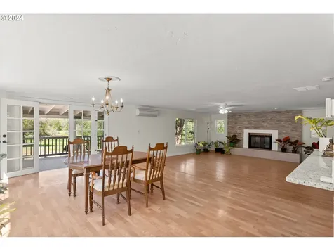 72523 Apiary Road Rainier OR 97048
