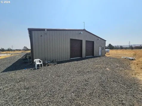 81958 E Wapinitia Road Maupin OR 97037