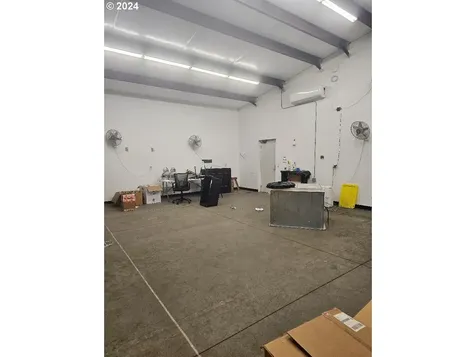 81958 E Wapinitia Road Maupin OR 97037