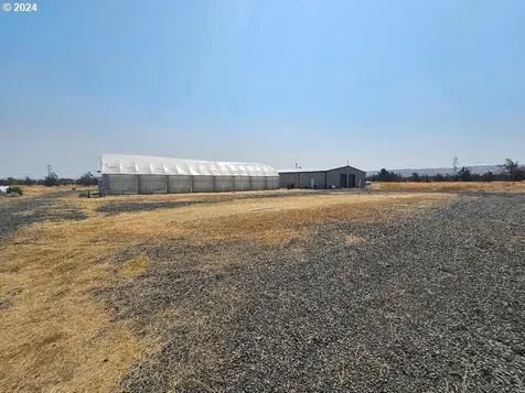 81958 E Wapinitia Road Maupin OR 97037