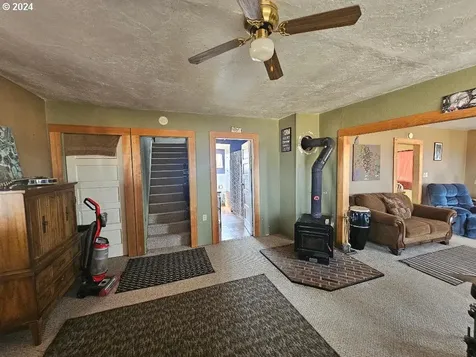 81958 E Wapinitia Road Maupin OR 97037
