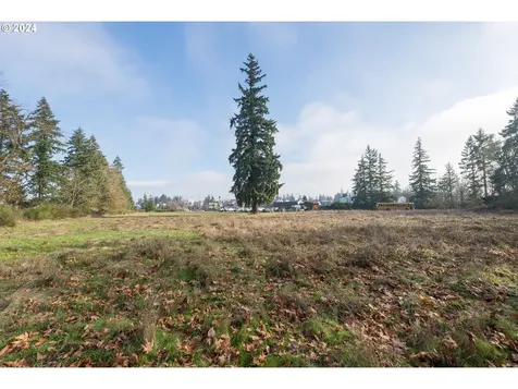 1198 SW 1st Avenue Canby OR 97013