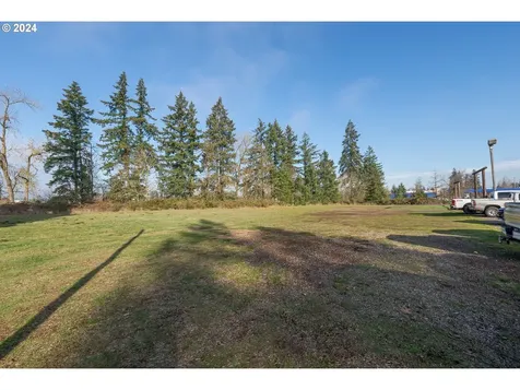 1198 SW 1st Avenue Canby OR 97013