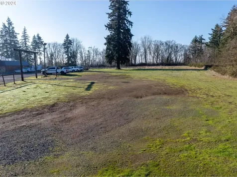 1198 SW 1st Avenue Canby OR 97013