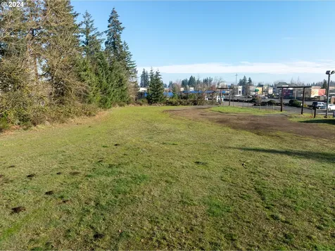 1198 SW 1st Avenue Canby OR 97013