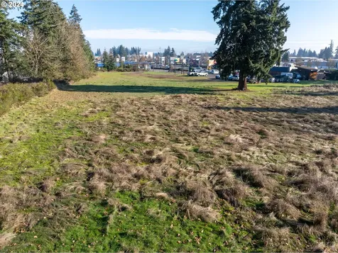 1198 SW 1st Avenue Canby OR 97013