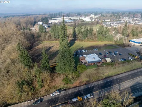 1198 SW 1st Avenue Canby OR 97013