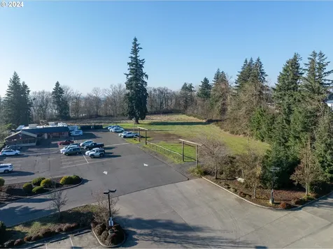 1198 SW 1st Avenue Canby OR 97013