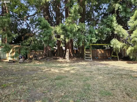 649 Ne Grant Street Hillsboro OR 97124