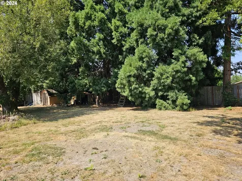 649 Ne Grant Street Hillsboro OR 97124