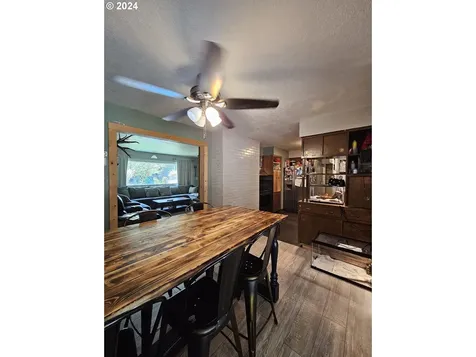 649 Ne Grant Street Hillsboro OR 97124
