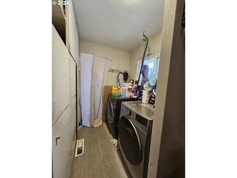 649 Ne Grant Street Hillsboro OR 97124