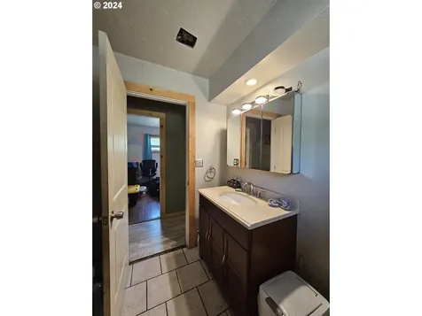 649 Ne Grant Street Hillsboro OR 97124