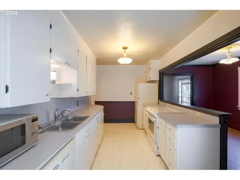400 W 17th Street Vancouver WA 98660