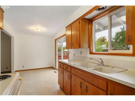 903 Ne Jackson Street Hillsboro OR 97124