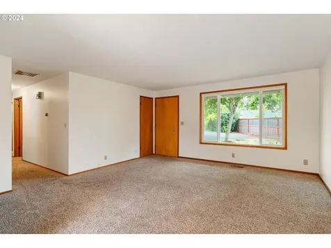 903 Ne Jackson Street Hillsboro OR 97124