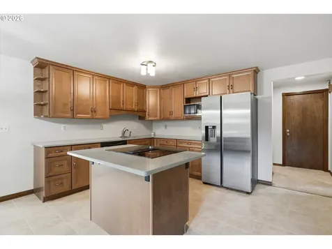 403 NE 134th Place Portland OR 97230