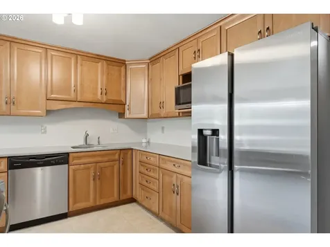 403 NE 134th Place Portland OR 97230