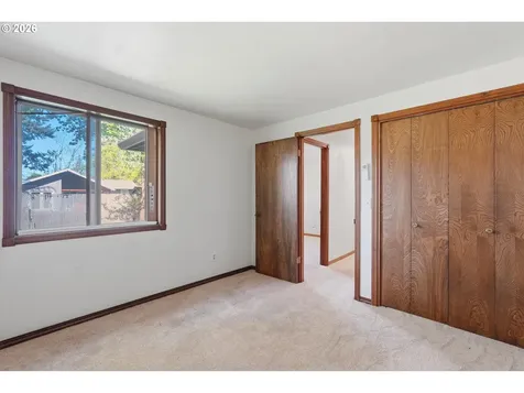 403 NE 134th Place Portland OR 97230