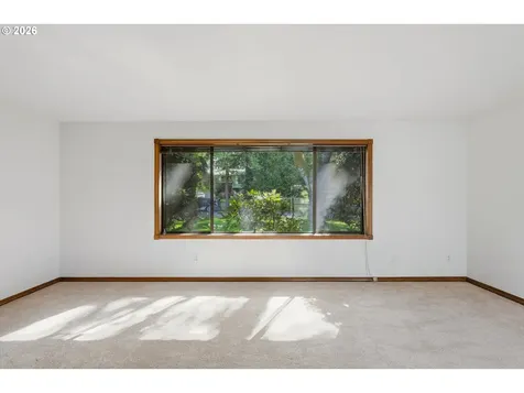 403 NE 134th Place Portland OR 97230