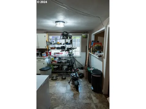 1047 SE Fir Grove Loop Hillsboro OR 97123