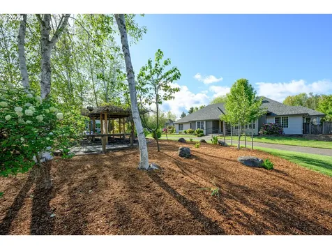 1915 Nw Wallace Road Mcminnville OR 97128