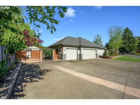 1915 Nw Wallace Road Mcminnville OR 97128