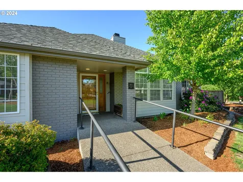 1915 Nw Wallace Road Mcminnville OR 97128