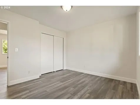 8702 N Washburne Avenue Portland OR 97217
