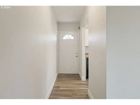 8702 N Washburne Avenue Portland OR 97217