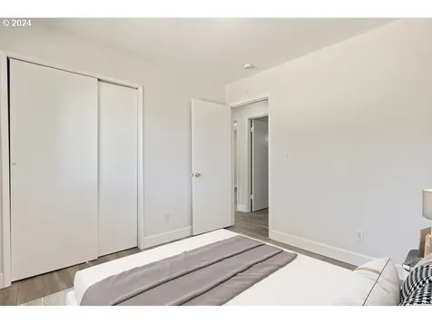 8702 N Washburne Avenue Portland OR 97217