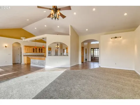 798 W Sandpiper Avenue Hermiston OR 97838