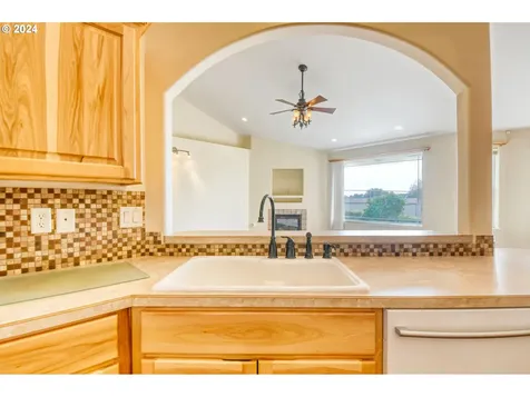 798 W Sandpiper Avenue Hermiston OR 97838