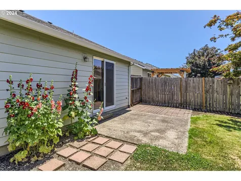 3593 Ne Hembree Street Mcminnville OR 97128