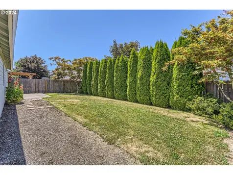 3593 Ne Hembree Street Mcminnville OR 97128