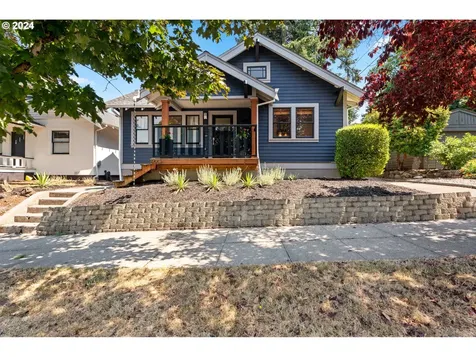 6552 NE 6th Avenue Portland OR 97211