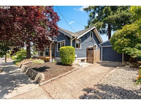 6552 NE 6th Avenue Portland OR 97211