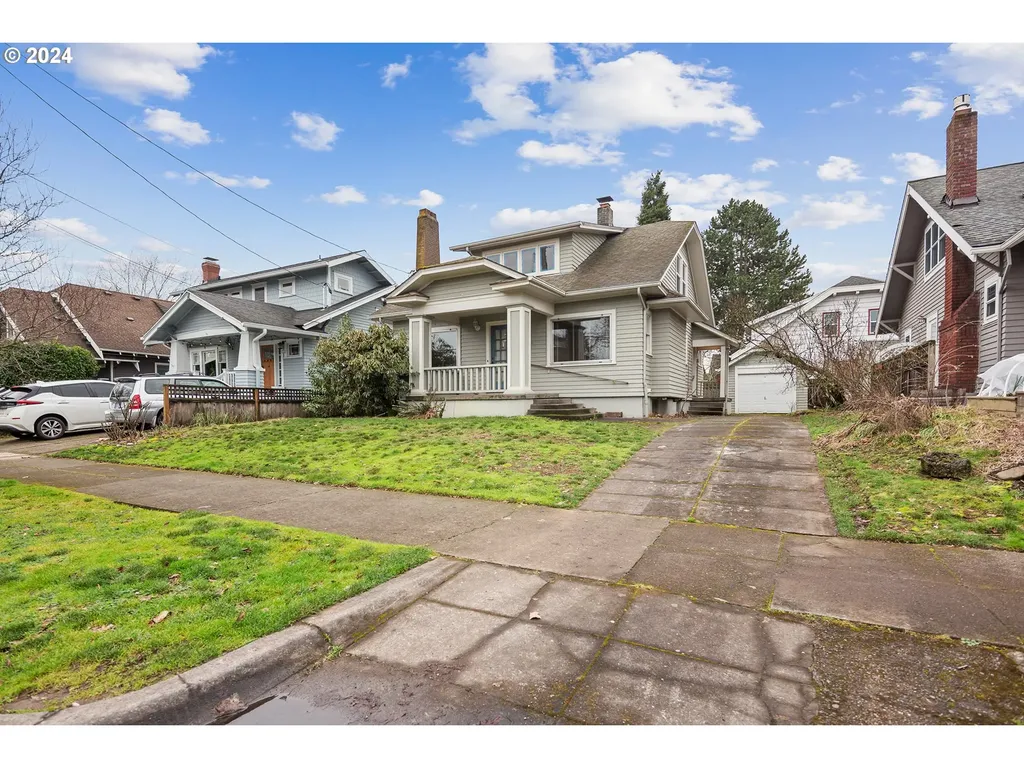 2716 Ne Skidmore Street Portland OR 97211