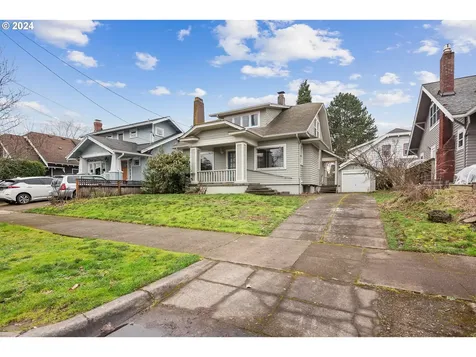 2716 Ne Skidmore Street Portland OR 97211