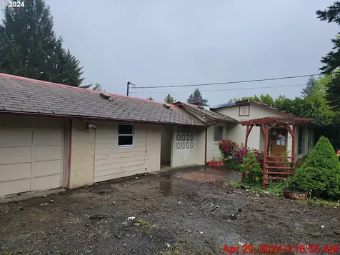 1772 N Fir Street Coquille OR 97423