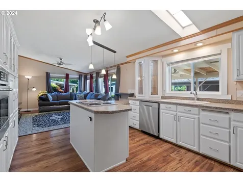 100 SW 195th Avenue Beaverton OR 97006