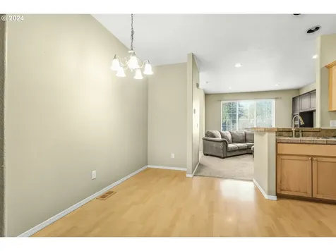 1704 SW 173rd Terrace Beaverton OR 97003