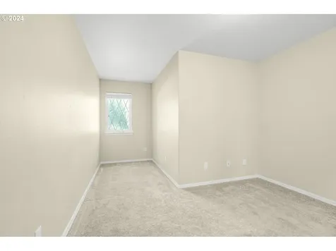 1704 SW 173rd Terrace Beaverton OR 97003